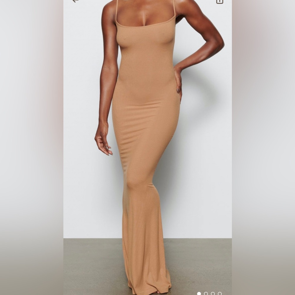 SKIMS Soft lounge long slip dress - camel XL